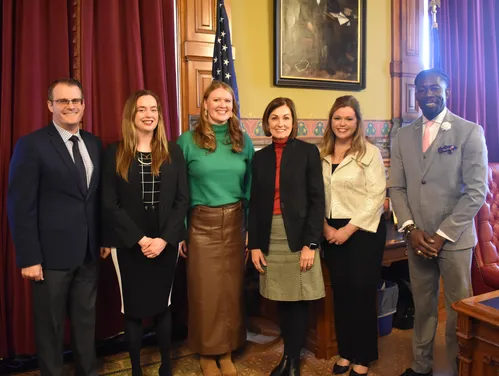 Gov. Kim Reynolds with 2024 Iowa Teacher of the Year Ann Mincks