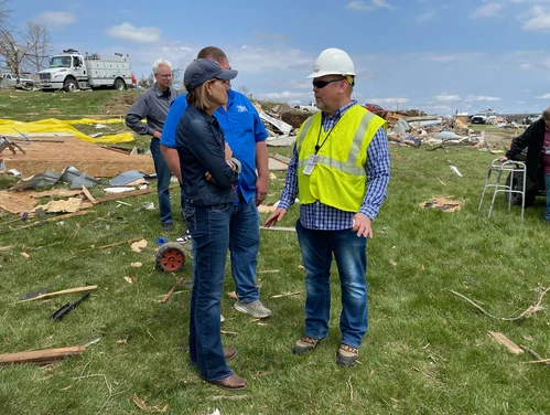 Gov Reynolds talks with first responders following Greenfield tornado