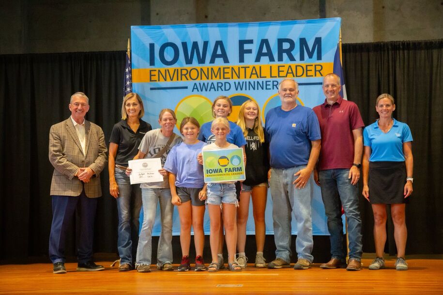 Gov. Reynolds at ISF Farm Environmental Leader Awards